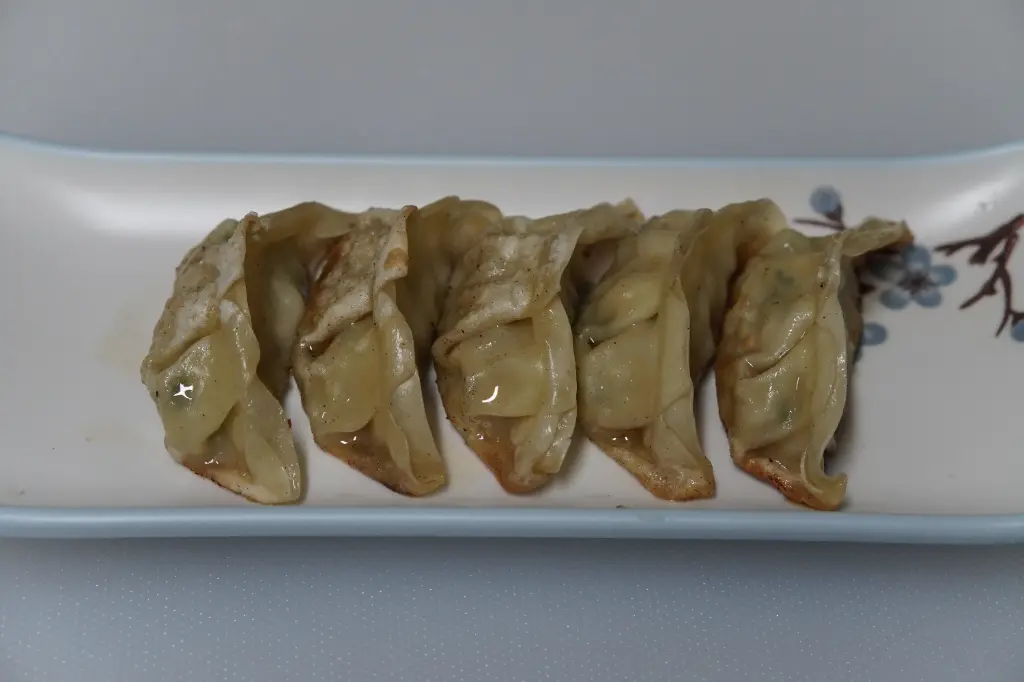 13.Gyoza ternera a la plancha