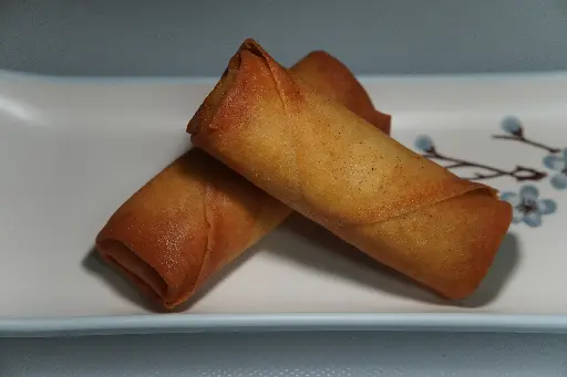 [02] 02.Rollito frito estílo japonesa(2 piezas)