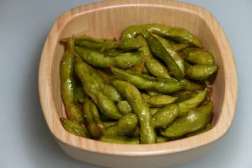 [05] 05.edamame frito aceite trufa