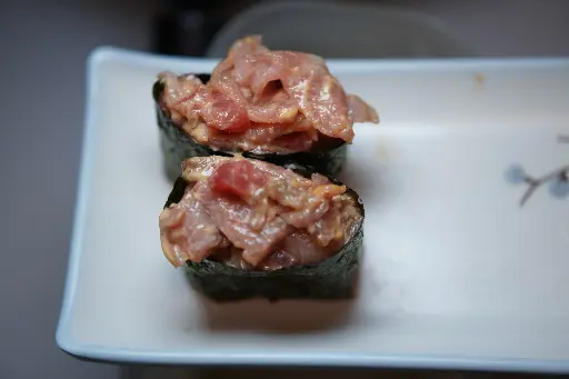 [60] 60.Gunkan spicy atún