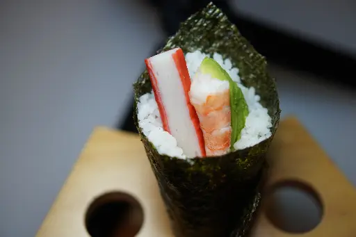 [82] 82.Temaki califonia