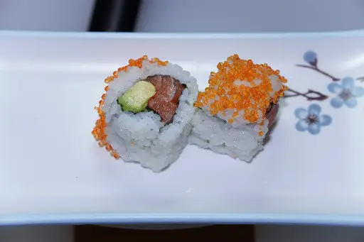 [116] 116.Roll califonia salmón