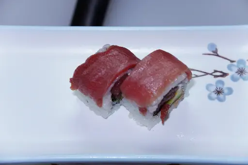 [120] 120.Uramaki queso atún
