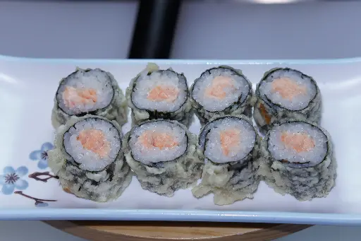 [140] 140.Maki salmón frito (8 piezas)